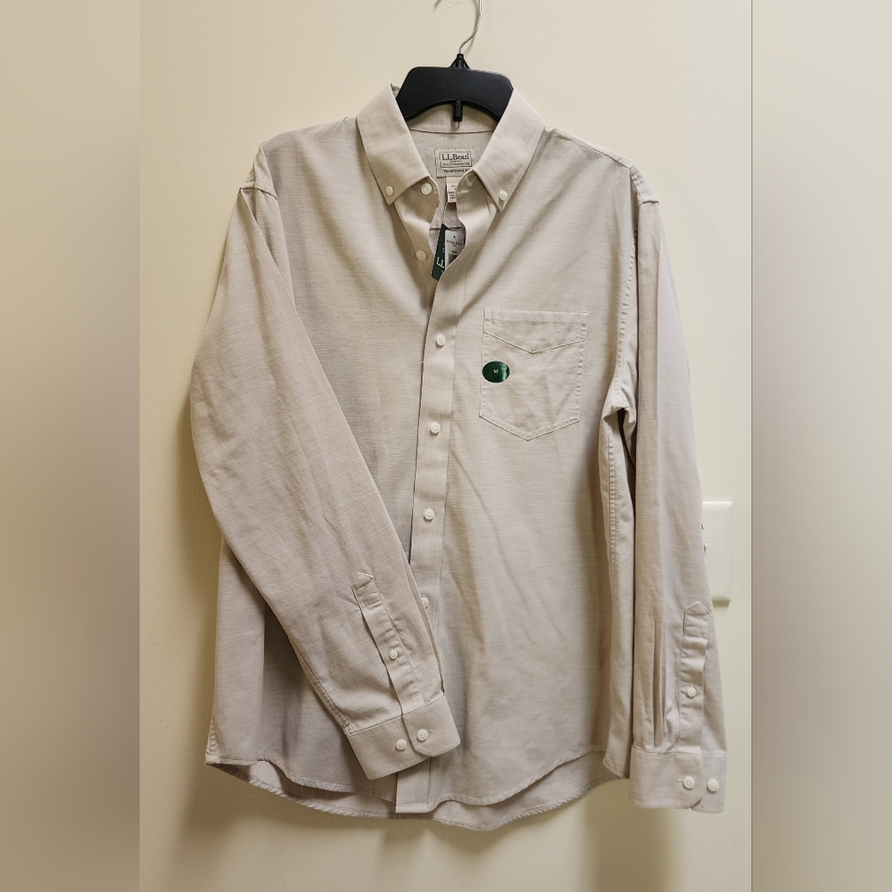 NWT L.L. Bean Tan Men's Shirt Size M Traditional Fit 100% Cotton